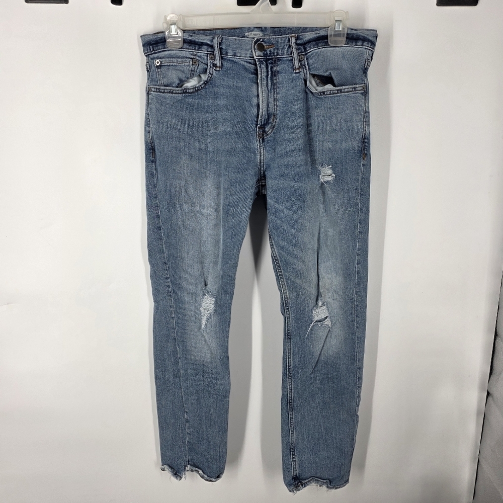 Old Navy Slim Built-In Flex Distressed Jeans 34x30